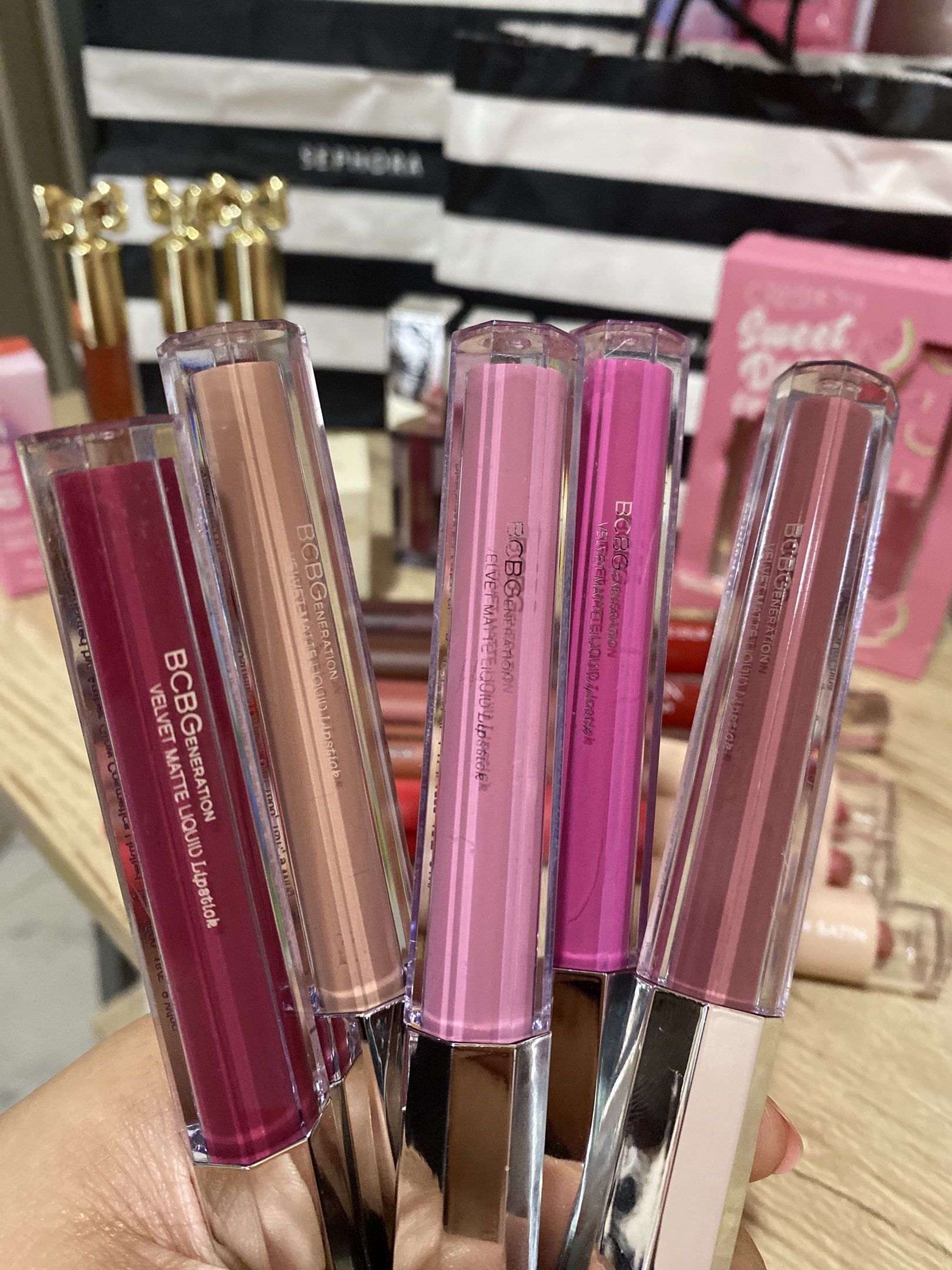 BCBG Generation Lip Products (Category: Makeup) located in Iloilo. Submitted by flwrs2022 (Listing ID 1418080463, Image 1). Description: Hi! I am selling brand new and imported products straight from the 🇺🇸! Pls send us a dm if you’d like to know more details 🥰 🎀Brands Available: Paris Hilton, Beauty Creations, Love Blur, BCBGeneration, Beauty Treats, Fourth Ray, Wet n’ Wild Thank you and have a lovely day❣️.