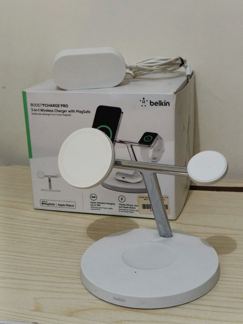 Belkin BOOST↑CHARGE PRO 3-in-1 Wireless Charger (Category: Chargers & Cables) located in Manila. Submitted by folklore13 (Listing ID 1418191915, Image 1). Description: Belkin BOOST↑CHARGE PRO is a 3-in-1 wireless charger with MagSafe. It can charge your iPhone, Apple Watch, and AirPods simultaneously. - comes with a power adapter and box. - working/charging properly, no damage. - RFS: no longer in apple ecosystem..