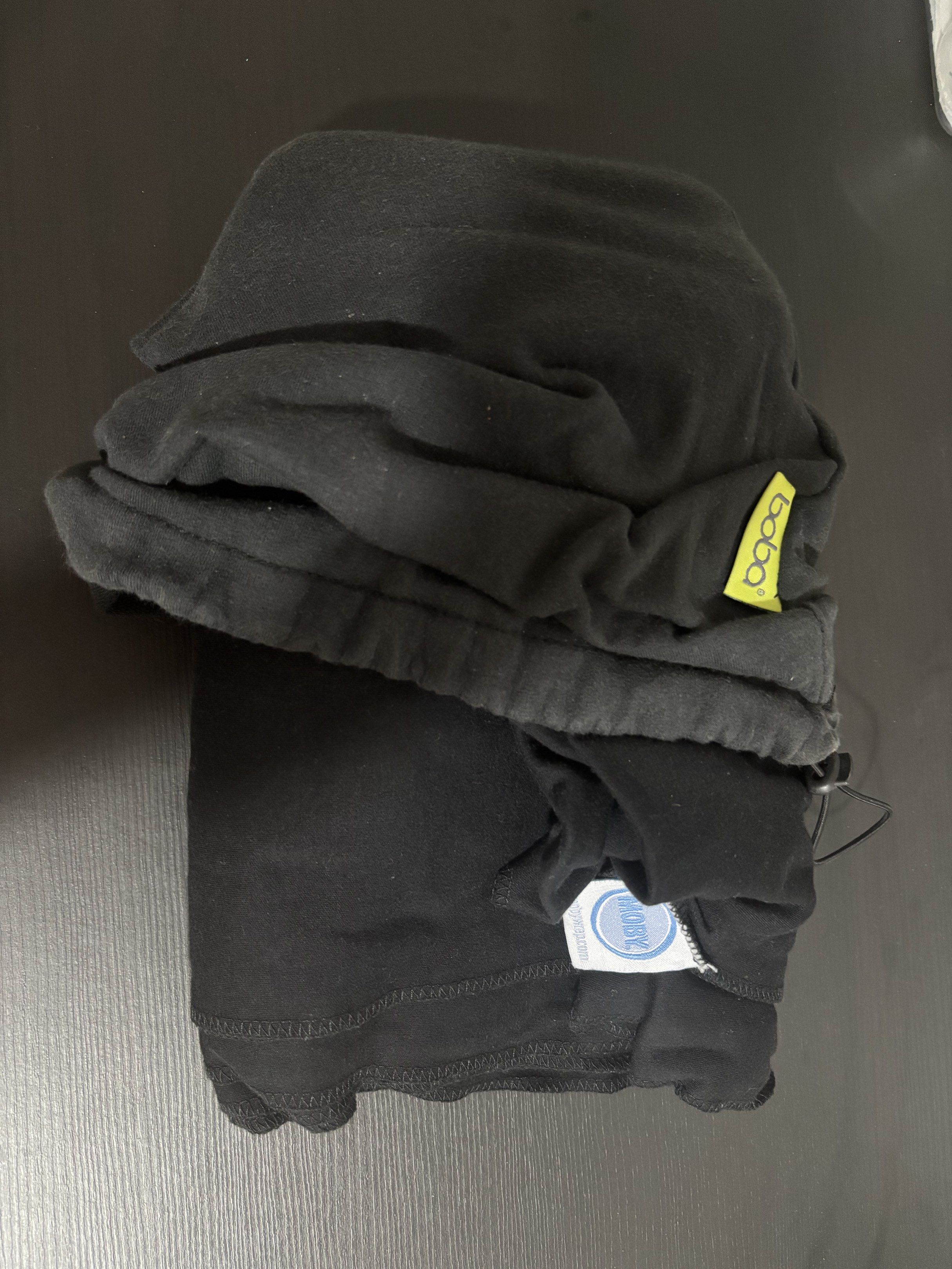 Black Baby Wrap - Classic Carrier (Category: Carriers & Slings) located in Quezon City. Submitted by may.gan (Listing ID 1418103923, Image 1). Description: Moby wrap Boba wrap.