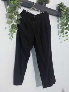 (Category: ) located in . Submitted by wardrobeee_ (Listing ID 1418015889, Image 1). Description: .