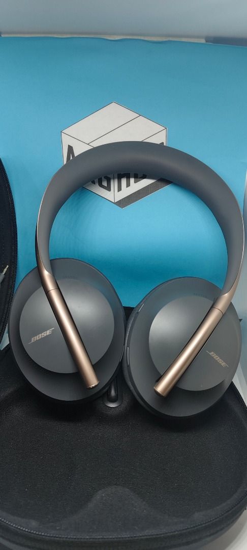 Bose NC Headphones 700 (Wireless) (Category: Headphones & Headsets) located in Mandaue City. Submitted by aaghub (Listing ID 1418111506, Image 1). Description: Bose Noise Cancelling 700 Headphones (Wireless) Color: Gray Condition: Preloved (NOT personally used) Item Status: Fully sanitized & functionality tested Condition Rating: Excellent ⭐ Product Highlights • World-class adjustable noise cancelling (11 levels) • Premium Bose sound: clear vocal
