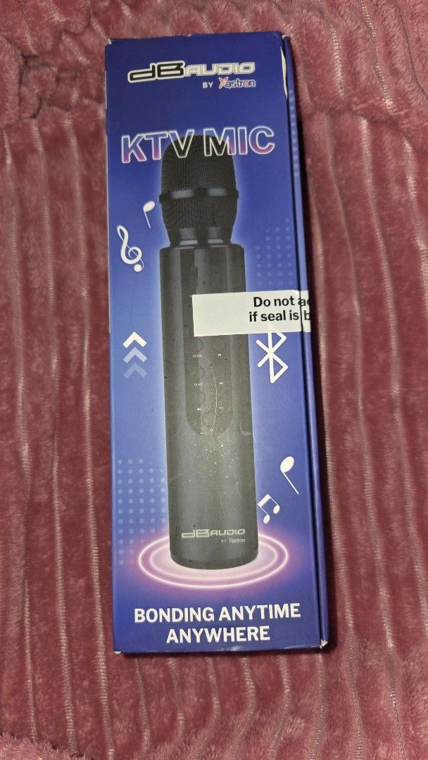 dB Audio KTV Mic Bluetooth Microphone (Category: Microphones) located in Candelaria. Submitted by sarisaristore16 (Listing ID 1418022483, Image 1). Description: - dB Audio KTV Microphone - Bluetooth connectivity - Control buttons for echo, music, and duet functions - Built-in speaker - Perfect for karaoke - Comes in original box .
