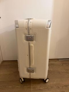 （分類：）位於 。 由 gigisit 提交（商品編號 1418065719，圖片 1）。簡介： 。