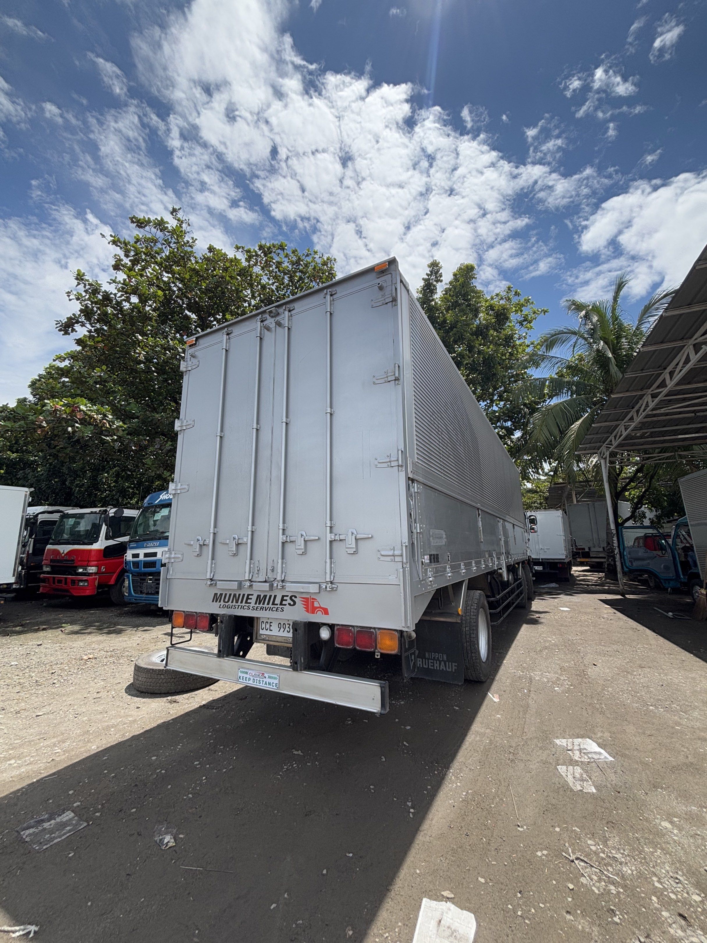 For Sale!! 8 wheeler Wing Van (Category: Heavy Vehicles) located in Manila. Submitted by younice0954500 (Listing ID 1418133331, Image 3). Description: 8 wheeler wing van for sale..