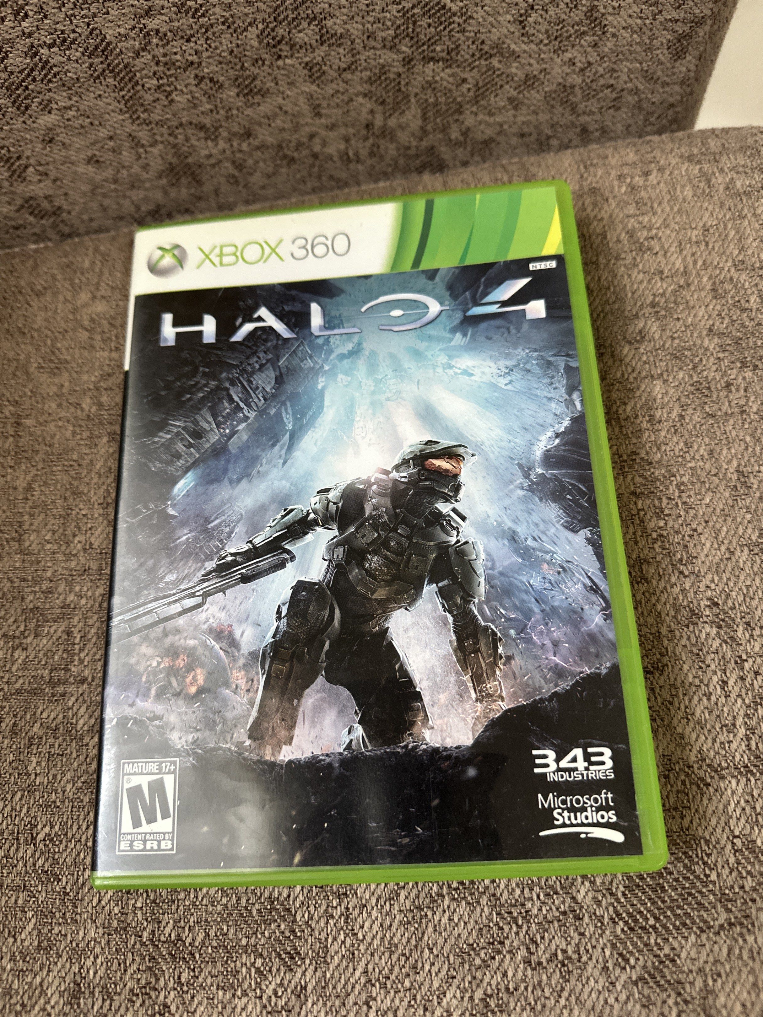 Halo 4 Xbox 360 Game (Category: Xbox) located in Carmona. Submitted by francisder50014 (Listing ID 1418079042, Image 1). Description: - Halo 4 for Xbox 360 - Includes game disc and a second disc - Original case included - Rated M for Mature - Explore War Games and Spartan Ops.