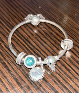 （分類：）位於 。 由 littlesnakee 提交（商品編號 1418145831，圖片 1）。簡介： 。