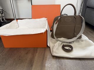 （分類：）位於 。 由 4458aliceee 提交（商品編號 1303986639，圖片 1）。簡介： 。