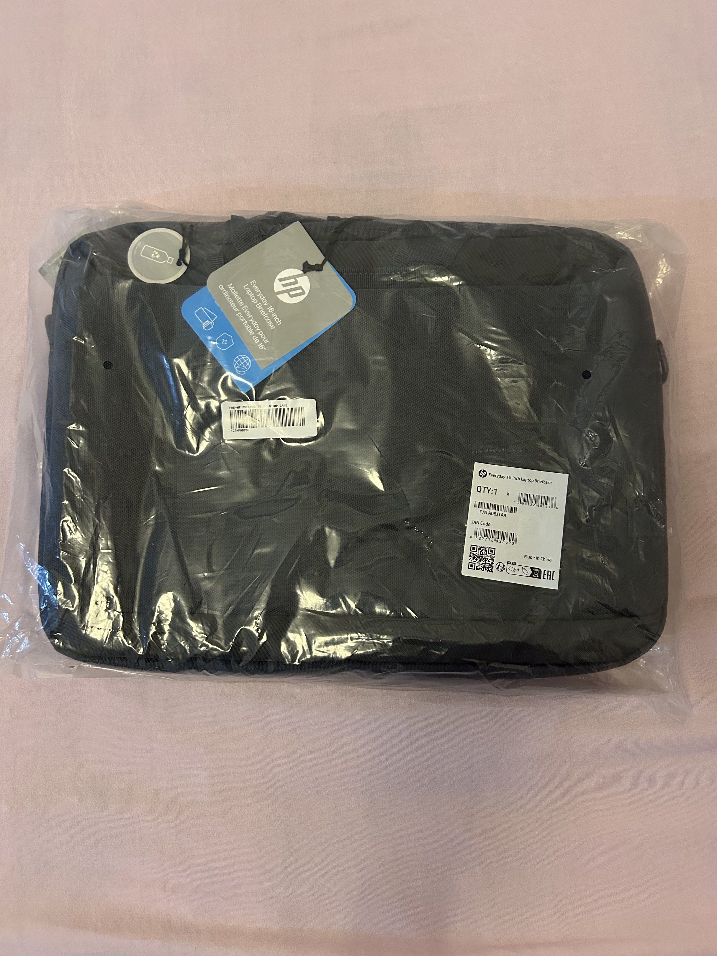HP Everyday 16 inch Laptop Briefcase (Category: Laptop Bags & Sleeves) located in Antipolo. Submitted by wednesd4ze (Listing ID 1418194292, Image 1). Description: - Brand new HP laptop sleeve. - Fits 16-inch laptops. - Color: Black. - Comes in original packaging. - Includes tag. - Protects against scratches and damage. - Perfect for carrying your laptop..