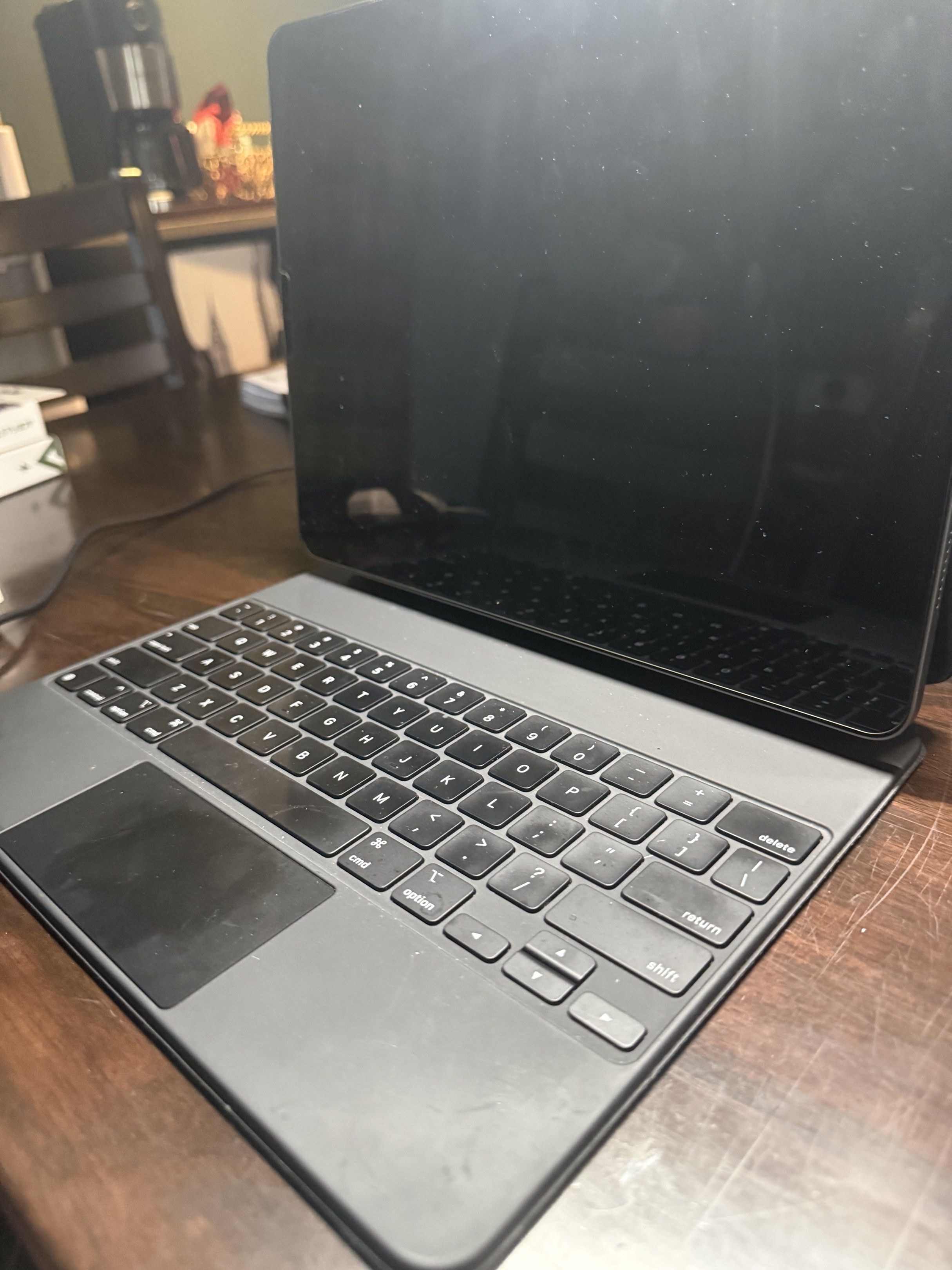 Ipad Pro 6th Gen M2, with Magic Keyboard (Category: iPad) located in Taytay. Submitted by mcstuff13 (Listing ID 1418115081, Image 2). Description: iPad Pro 12.9-inch (6th generation) 256GB wi-fi Ipad Magic Keyboard Comes with Ipad Pro box Ipad Magic Keyboard box.