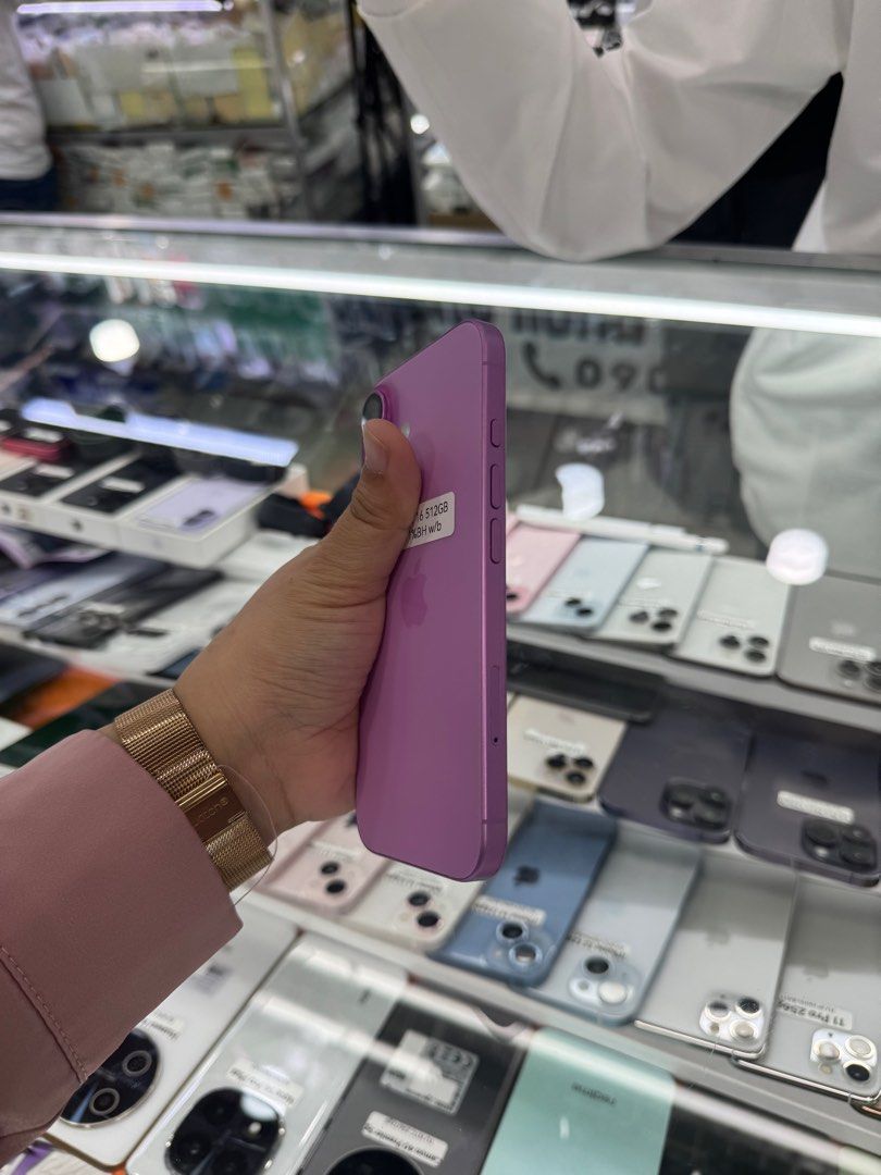 Iphone 16 512gb FU NTC 91% Batt (Category: iPhone 16 Series) located in San Juan City. Submitted by keannagadgetph (Listing ID 1418030245, Image 3). Description: Available Units for today's POST! Iphone 16 / 512gb / FU / 91% BH - any colors available (price may vary) - good condition - 95% Makinis - Good battery - no issue / repair - NTC Variant ~ Accepting SWAP / TRADE IN / INSTALLMENT / BINTA UNIT ~ CASH ON DELIVERY METRO MANILA / LBC PAYMENT F