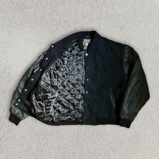 (Category: ) located in . Submitted by thrift2ogo (Listing ID 1291460840, Image 1). Description: .
