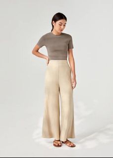 (Category: ) located in . Submitted by shoppinhoppin (Listing ID 1418188125, Image 1). Description: .