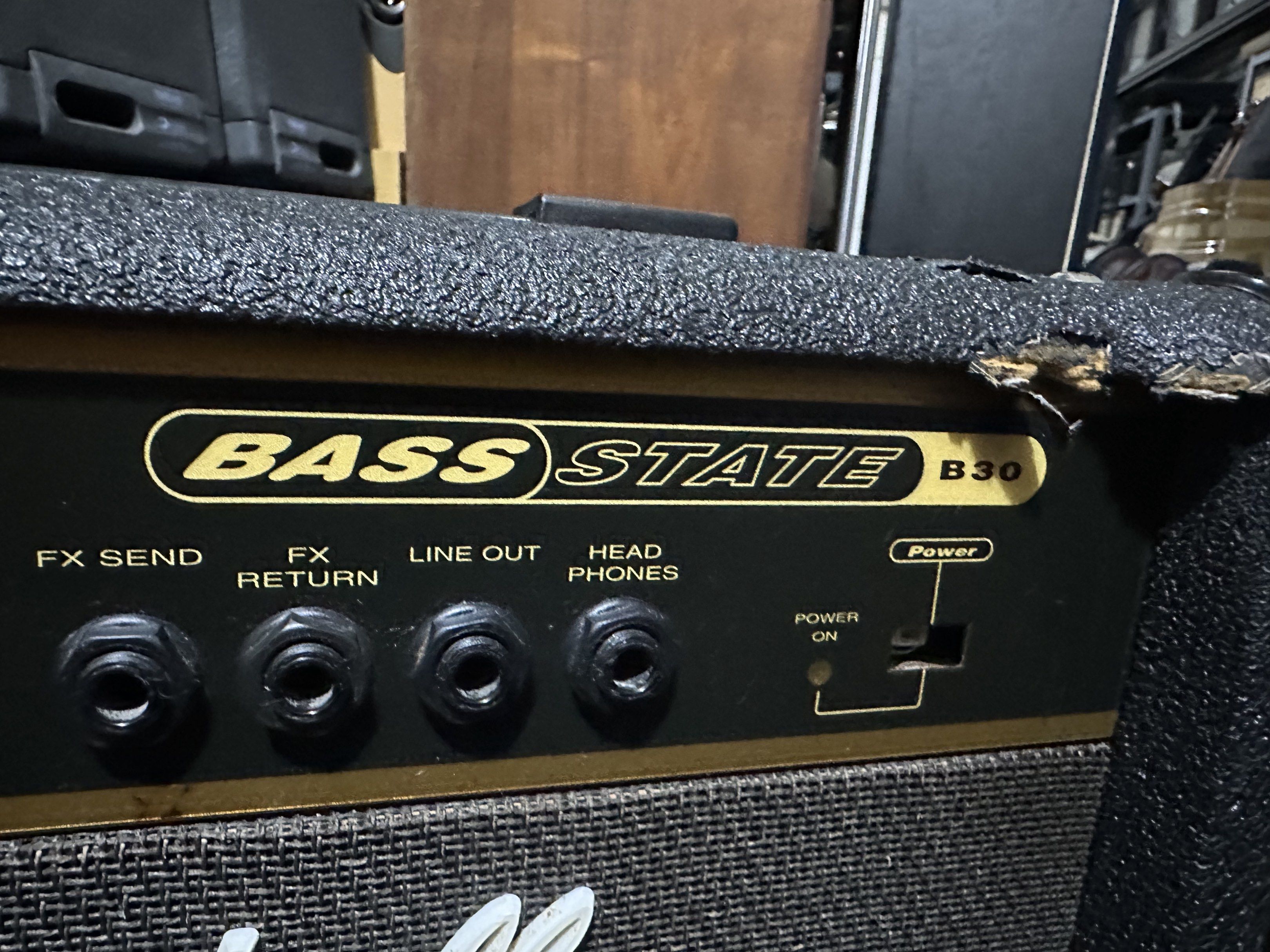 MARSHALL BASS STATE B-30 BASS AMP (Category: Soundbars, Speakers & Amplifiers) located in Binan City. Submitted by asherkv13 (Listing ID 1418201694, Image 3). Description: .