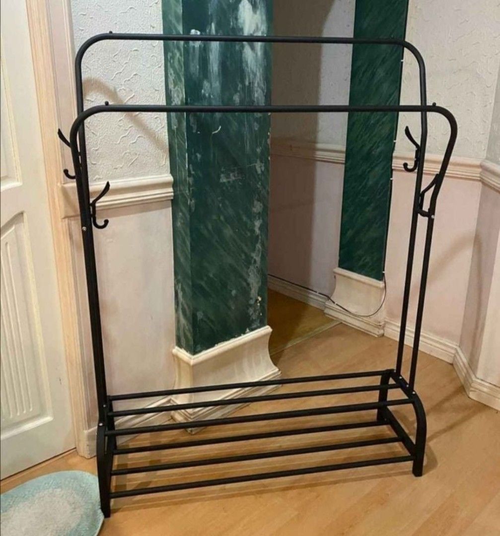 Metal Clothes rack heavy duty (Category: Clothes Drying Rack) located in Manila. Submitted by lyfrancois14 (Listing ID 1418084395, Image 2). Description: .