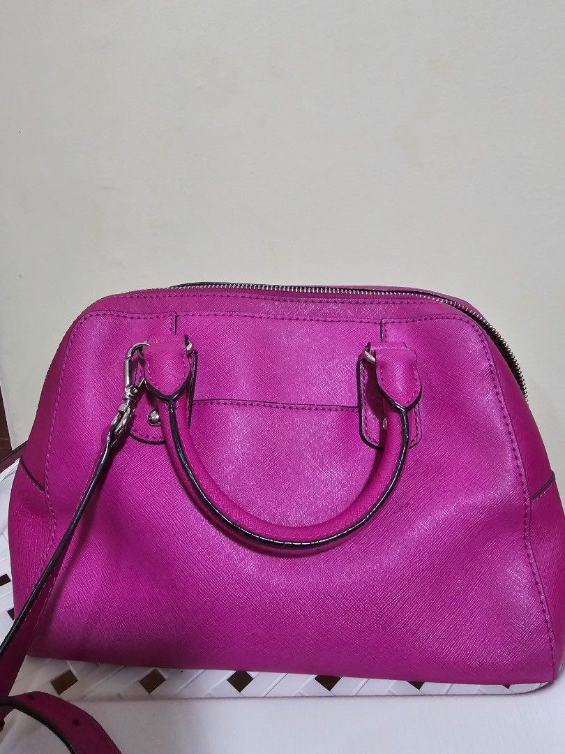 Michael Kors Cindy Dome Satchel Bag (Category: Luxury Bags & Wallets) located in Alicia. Submitted by brandfor.less (Listing ID 1418134707, Image 2). Description: It is a structured dome satchel handbag with double top handles and a detachable, adjustable crossbody strap..