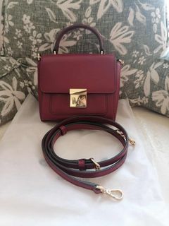（分類：）位於 。 由 itsmeemerald 提交（商品編號 1418145619，圖片 1）。簡介： 。