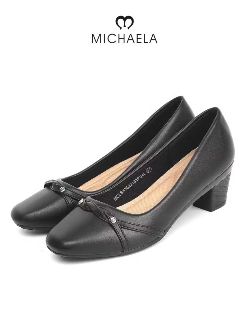 MICHAELA Black Heels School Shoes Size 40 (Category: Heels) located in Angat. Submitted by shunnism (Listing ID 1418015047, Image 1). Description: - only wore once, in very good condition. - just bought it yesterday. - comfy & elegant rfs: a bit small for me.