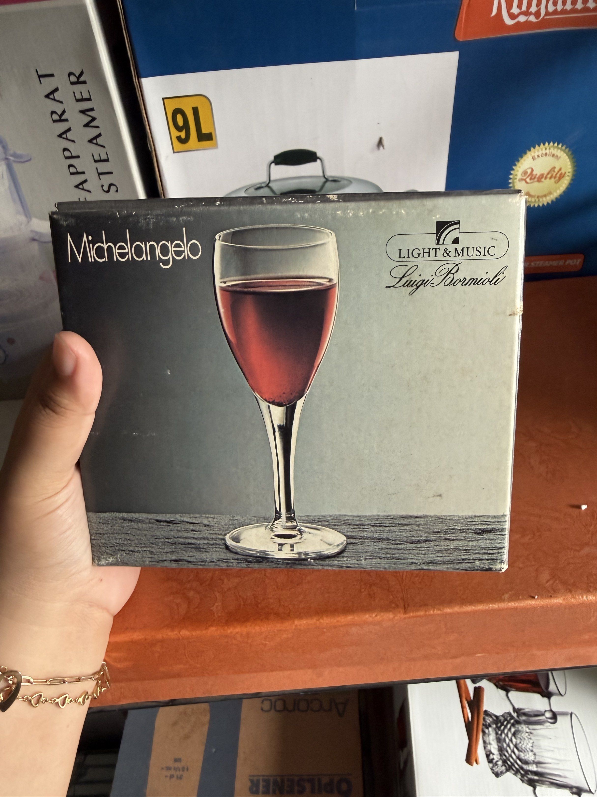 Michelangelo Wine Glass (Category: Other Kitchenware & Tableware) located in Dasmarinas. Submitted by andrae03 (Listing ID 1418093853, Image 1). Description: Michelangelo wine glass. Classic design. Perfect for red wine. A must-have for your home bar..
