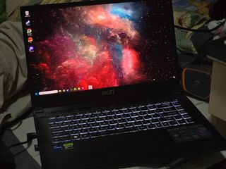 （分類：）位於 。 由 razerfans9487 提交（商品編號 1418160904，圖片 1）。簡介： 。