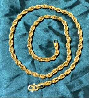 (Category: ) located in . Submitted by midahsfashion (Listing ID 1379860698, Image 1). Description: .