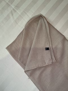 (Kategori: ) berada di . Dikirim oleh heiitsal (ID iklan 1418053406, Gambar 1). Deskripsi: .
