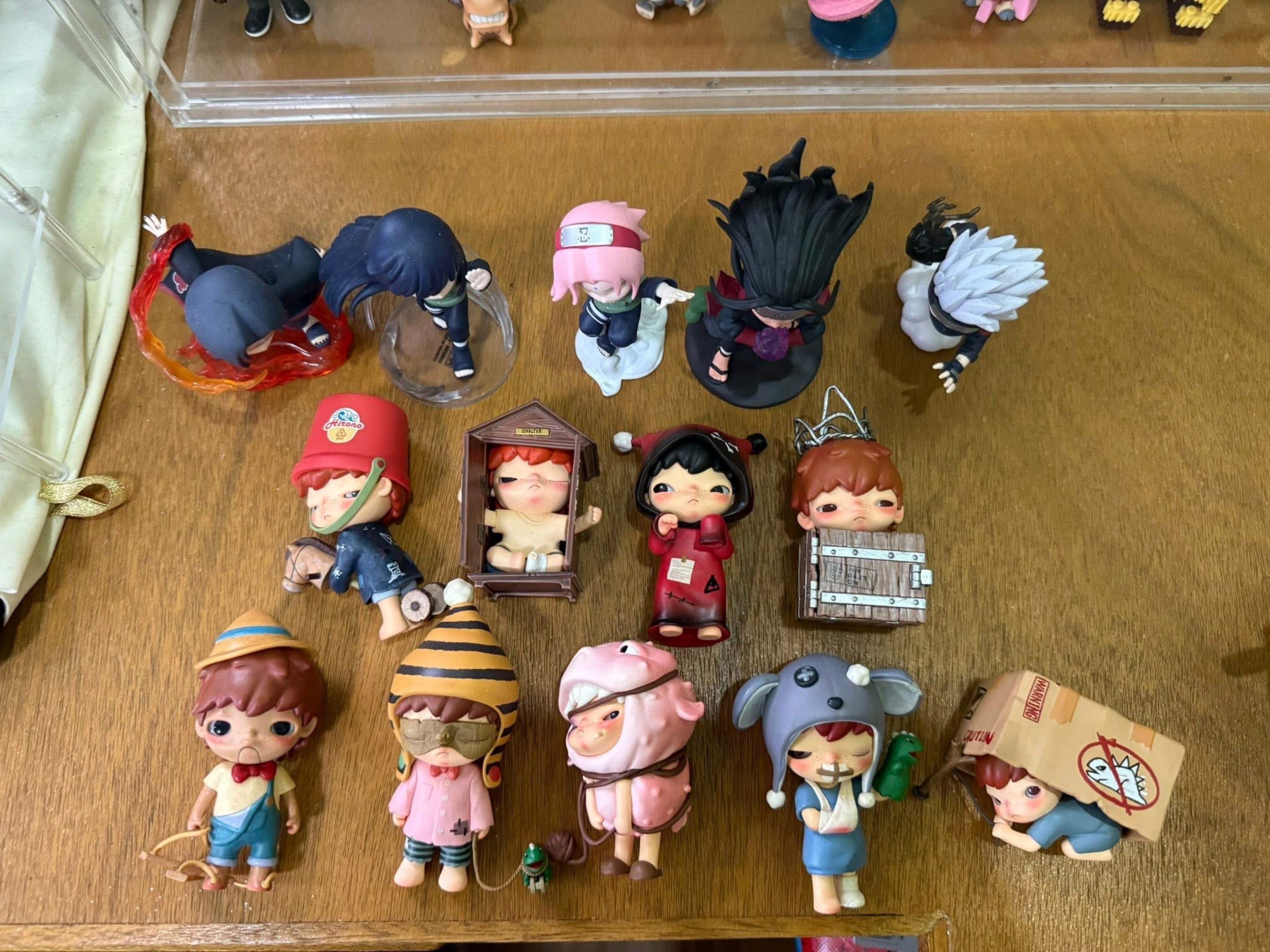 POP MART Naruto & Hirono (Category: Designer & Blind Box Toys) located in Quezon City. Submitted by ae.thina (Listing ID 1418109042, Image 3). Description: NARUTO : SET ONLY No issues Hinata no box HIRONO ₱400 each .