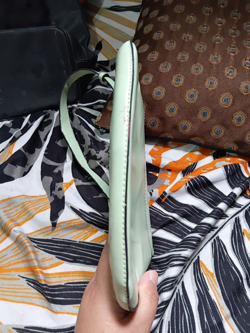 PRADA CLEO HANDBAG (Category: Luxury Bags & Wallets) located in General Mariano Alvarez. Submitted by missyukay (Listing ID 1418032190, Image 3). Description: PRADA CLEO HANDBAG ISSUE KITA SA PIC. STAIN/PAINT/DIRT SIGN OF USAGE LOC. GMA CAVITE P500 .