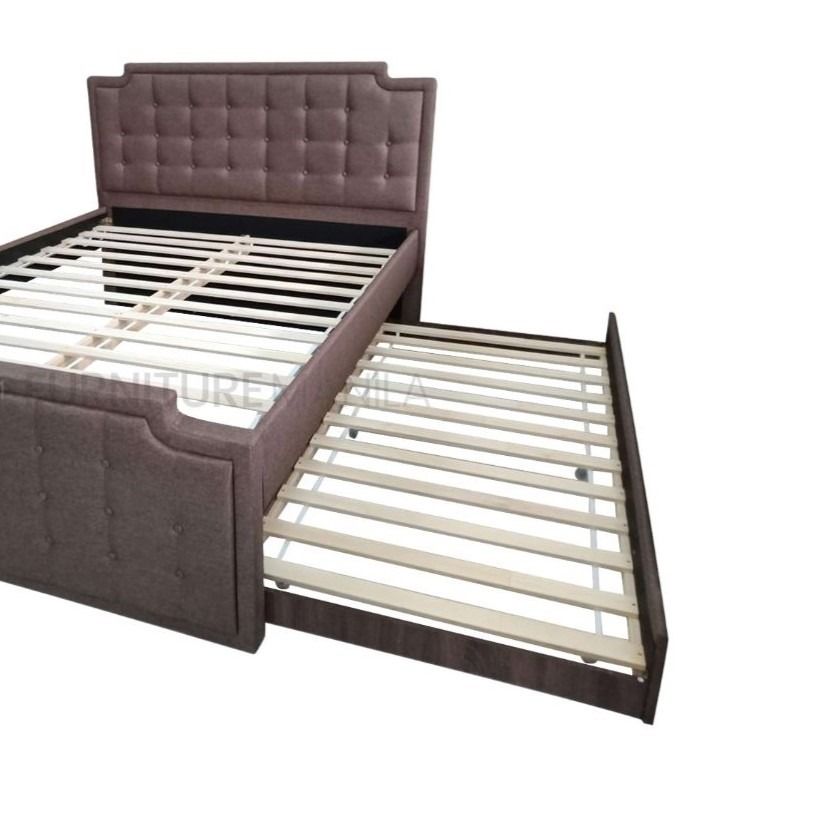 Pullout Bed Frame Single size (Category: Bed Frames & Mattresses) located in Muntinlupa City. Submitted by groundplaycustomerservice (Listing ID 1418074592, Image 2). Description: Received as a gift. USED but is still in very good condition. Good as new. Please note that mattress size needed is 36 x 75 inches. Easy to assemble (instructions included) Easy to carry, Very portable, Lightweight but sturdy Good for visitors having sleepovers. Can be 