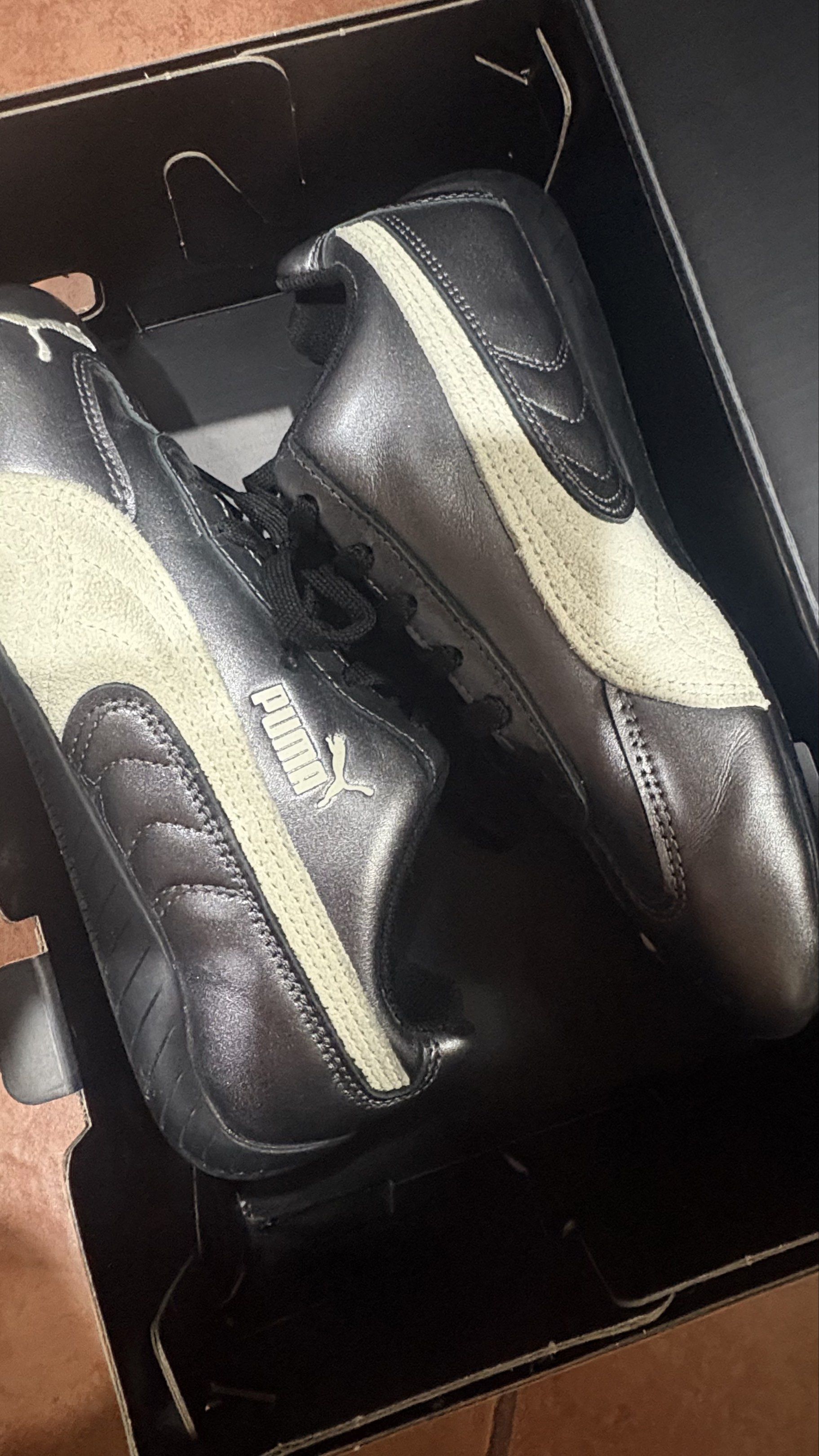 PUMA METALLIC BLACK SPEEDCAT OG (Category: Sneakers & Footwear) located in Cainta. Submitted by pillowsdecluttering (Listing ID 1417569881, Image 3). Description: only worn twice. SIZE US 5.