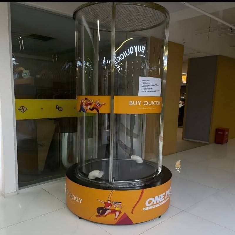 Real life money grabbing (Category: Everything Else Others) located in San Pablo. Submitted by vennisa.sportssupplies (Listing ID 1418091187, Image 3). Description: PRE ORDER!!!‼️‼️📣📣📣 Interactive Real-Life Money Grabbing Arcade Game Machine for Party & Event Entertainment & Game Centers Features: ✅ coin operated ✅ transparent space : H2000*W940mm ✅ Buttom: H375*W100mm ✅ can be customize ✅ Digital Printing Design ✅ For kinds and Adults Game 80