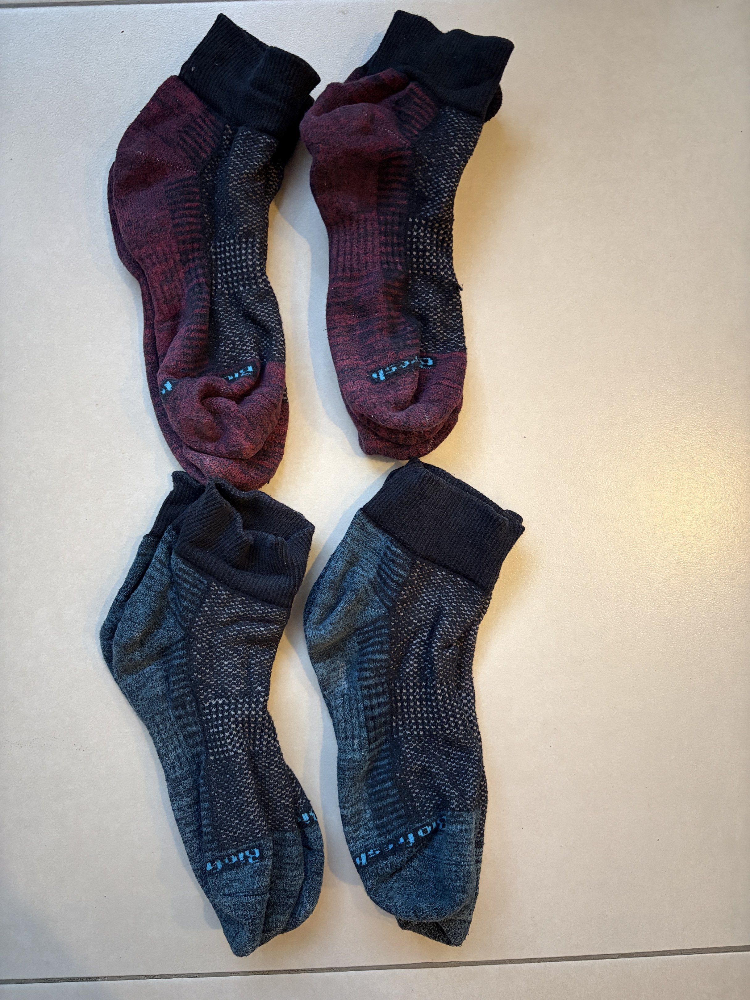 BioFresh Smartwool Socks (Category: Socks) located in Cebu City. Submitted by happyheartcebu (Listing ID 1418111627, Image 1). Description: - Smartwool socks - Available in two color combinations: - Blue and gray - Maroon and black - Features a black cuff - Smartwool logo visible 1.