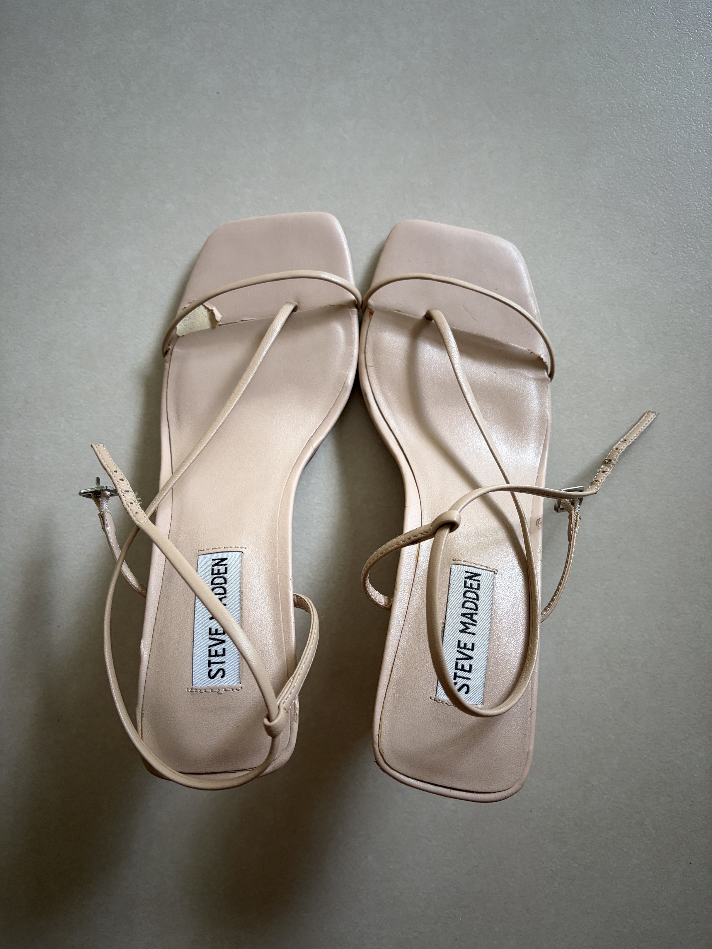 Steve Madden Kari Natural Leather Sandals (Category: Flats & Sandals) located in Cebu City. Submitted by happyheartcebu (Listing ID 1418091937, Image 2). Description: - Steve Madden Kari sandals - Natural leather color - Size 8.5 - Square toe design - Thin straps - Buckle closure - Includes original box.