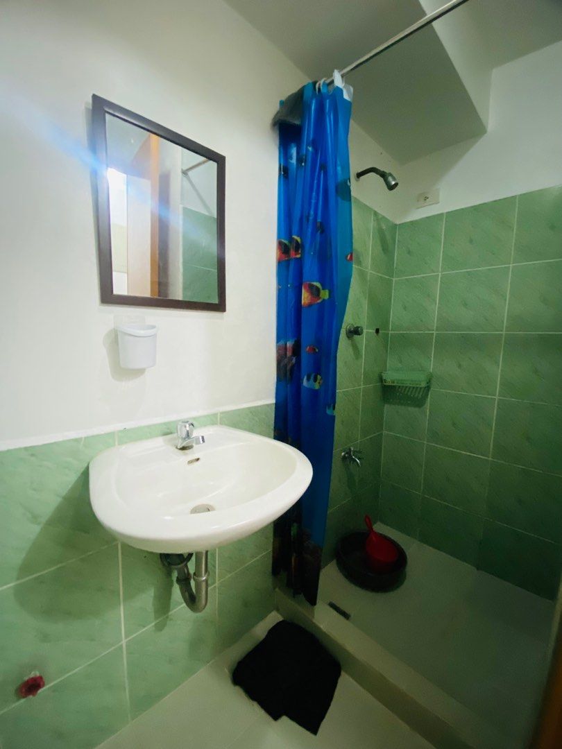 Studio Semi Furnished for Rent (Category: Apartments & Condos) located in Manila. Submitted by gracey1984 (Listing ID 1418128543, Image 3). Description: 🏠 FOR RENT : Studio Semi -Furnished in charleston Tower, Hampton Gardens Condominium – Maybunga, Pasig 📌 Property Details: • Type: studio Condo Unit • Size: 19.25sqm • Floor: Ground Floor • 12,000 Monthly Inclusive of Condo Dues • 1 Month Advance 2 Months Deposit • Postdated Checks for Succeedi