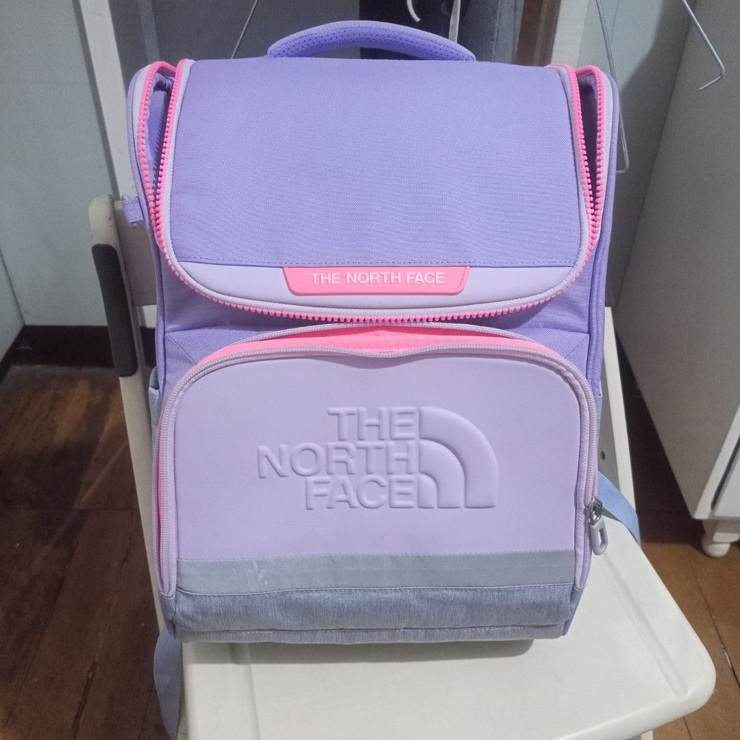 The North Face Backpack (Category: Backpacks) located in Manila. Submitted by feg39 (Listing ID 1418014672, Image 2). Description: The North Face school backpack best for 2-4graders condition; very good location pick up: Marulas, Valenzuela .