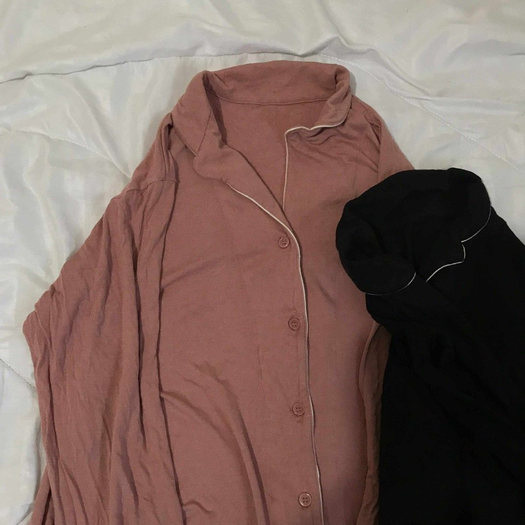 Uniqlo Draped Jersey Pajamas (Category: Undergarments & Loungewear) located in Quezon City. Submitted by _eunoiaa (Listing ID 1418163214, Image 2). Description: med to large womens not set; no bottom pajamas no issue 450 take both. pls no low ballers .