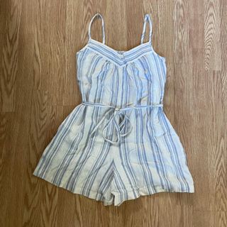 (Category: ) located in . Submitted by peachiefluff (Listing ID 1418112638, Image 1). Description: .