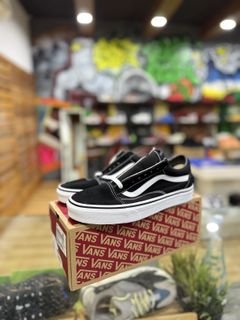 (Category: ) located in . Submitted by hiprokicks (Listing ID 1418128935, Image 1). Description: .