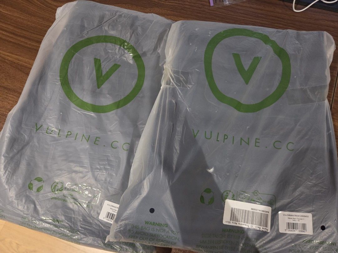 Vulpine Rain II Trousers Cycling (Category: Trousers) located in Makati City. Submitted by nikoooooooooo (Listing ID 1418109425, Image 2). Description: ₱10,000.00 for both. Vulpine Men's Rain II Trousers Navy, Charcoal Medium (30-32", says 32" on the label) Slim fit Brand new, unused Actual size of the waistline should be 32", don't compare to your jeans, e.g. this is tighter on the waist vs a Levi's 32 RFS: Tried on, does not fit me. Fits like a