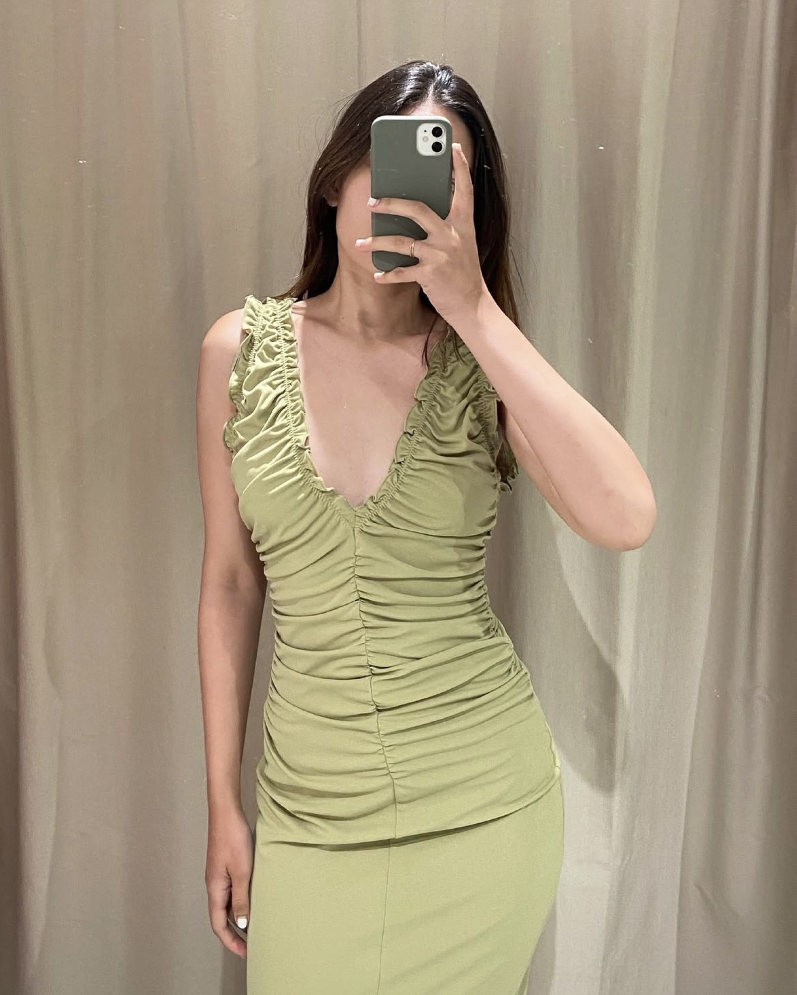 Zara Red Ruched Dress (Category: Dresses) located in Cavite. Submitted by ellieschoice (Listing ID 1418188659, Image 2). Description: Selling the red one Got this in SM Mall of Asia I'm keeping the green one For reference, my size is 34B/26/34.