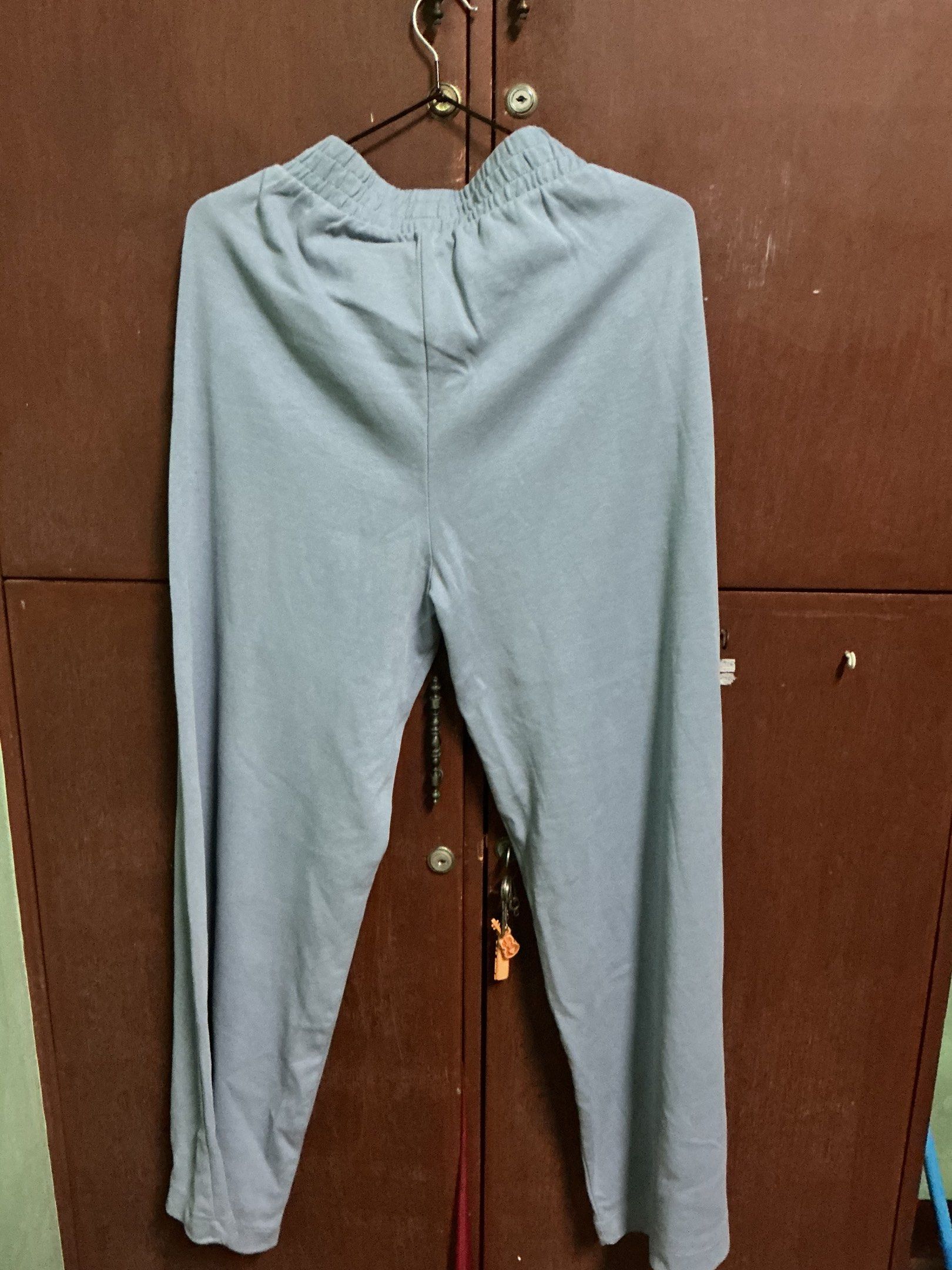 Zara Wideleg Sweat Pants with Pockets (Category: Other Bottoms) located in Caloocan City. Submitted by wornthreads.ph (Listing ID 1418069810, Image 3). Description: Size:Medium For inquiries just message me .