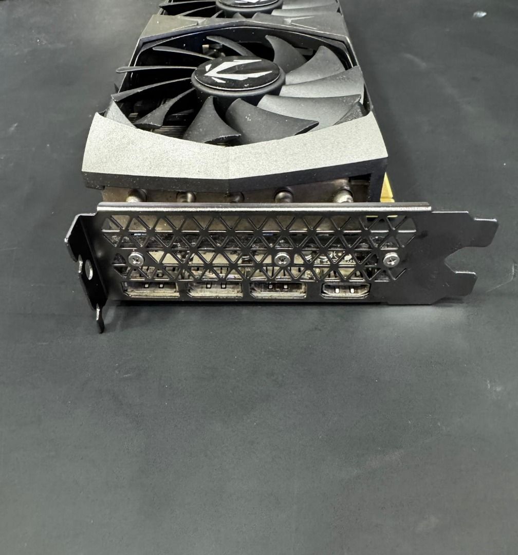 ZOTAC RTX 3090 (USED)65561373464451110