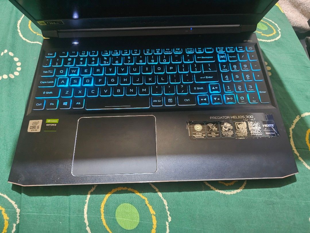 Acer Predator Helios 300 Gaming Laptop (Category: Laptops & Notebooks) located in Bacoor. Submitted by ginaxis15 (Listing ID 1418387763, Image 3). Description: DEFECTIVE Acer predator helios 300 Last price: 6k i5 10th gen 2070rtx gpu issue: ayaw na po magdisplay No ssd and ram kinuha na po complete with box and manual charger (power chord lang wala ginamit sa rice cooker) Good casing makinis Good LCD Good Battery Good keyboard kahit dala kayo boa