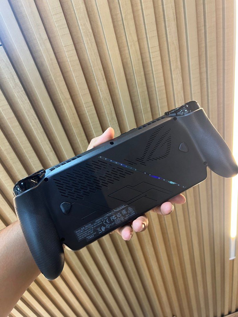 ASUS ROG Ally X Xbox Handheld Console, Video Gaming, Video Game ...