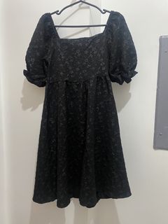 (Category: ) located in . Submitted by prelovedxthrifted (Listing ID 1418253526, Image 1). Description: .
