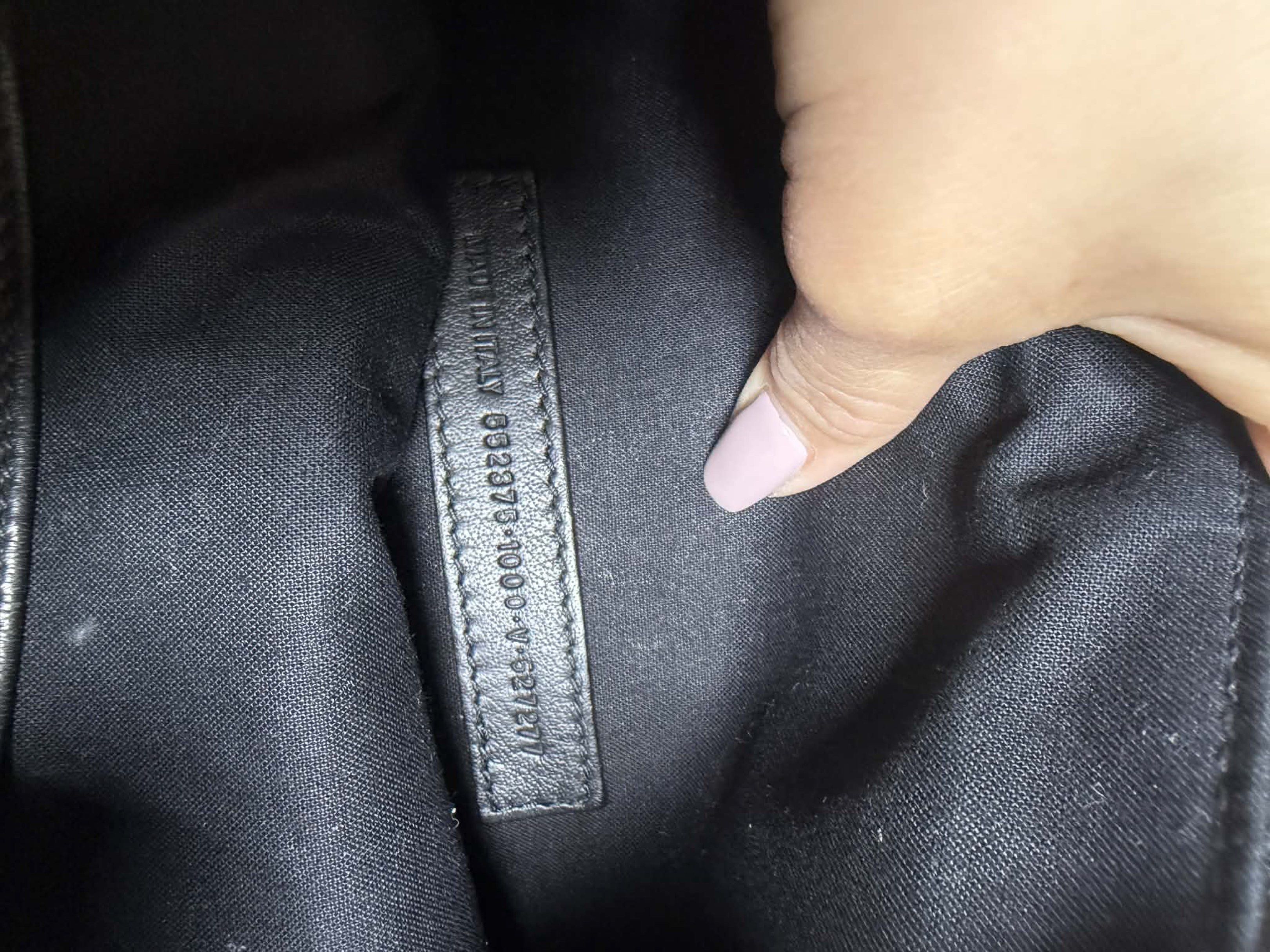 Balenciaga Leather belt Bag (Category: Luxury Bags & Wallets) located in Angeles City. Submitted by thrifted.cl (Listing ID 1418271990, Image 3). Description: - Balenciaga black leather waist bag - Front pocket with Balenciaga logo - Zipper closure - Adjustable strap - condition 9/10 Nasa dubai yung bag, if sure buyer can deliver via lbc (1week eta) .