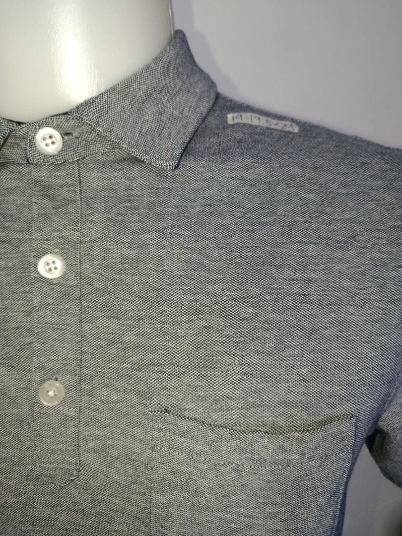 Banana Republic Performance Polo Shirt - Small (Category: Tshirts & Polo Shirts ) located in Tabaco. Submitted by chicpolos (Listing ID 1418209174, Image 2). Description: small no issue .
