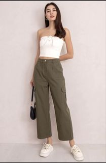 (Category: ) located in . Submitted by curitcloset (Listing ID 1418253208, Image 1). Description: .