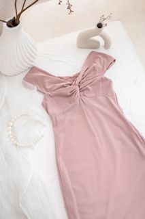 (Category: ) located in . Submitted by gemclothes (Listing ID 1418354435, Image 1). Description: .