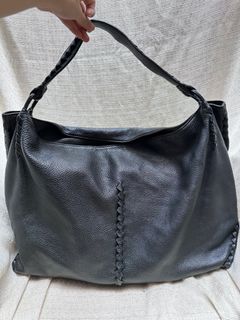 (Category: ) located in . Submitted by demure_bags (Listing ID 1418383704, Image 1). Description: .