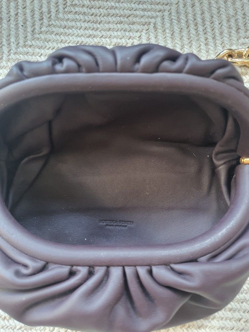 Bottega Veneta Chain Pouch Bag (Category: Luxury Bags & Wallets) located in Cagayan de Oro. Submitted by real_luxe (Listing ID 1418233636, Image 3). Description: Bottega Veneta Chain Pouch bag - Design: Ruched - Strap: Gold chain - Made in Italy - serial number.